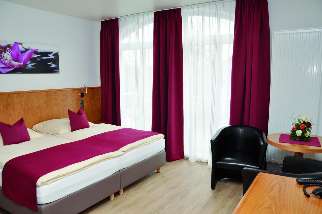 Garni Hotel Alber Marktl Exterior foto